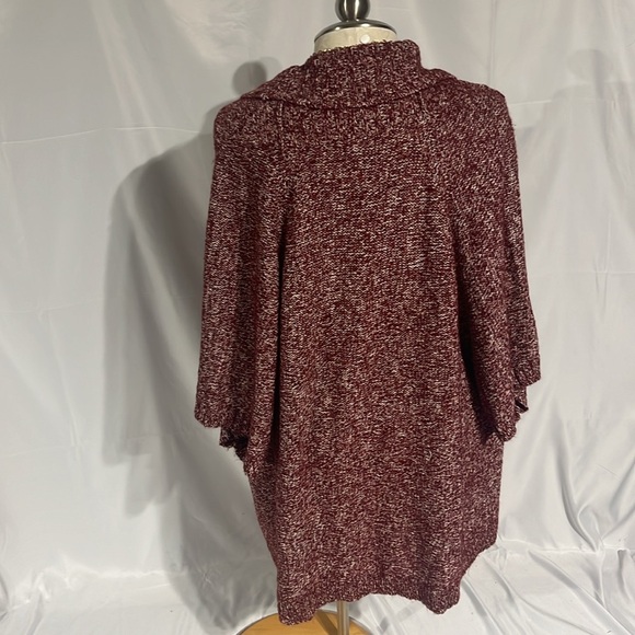 Catherine women’s plus size button down sweater size 3X (26/28W). - Picture 3 of 9